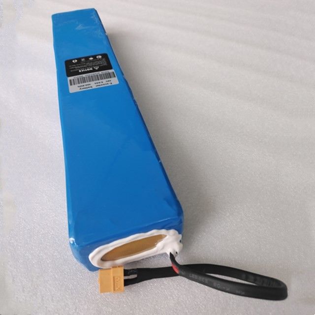 Paquete de baterías de iones de litio personalizado 18650 13s3p 48 Volt 9.6ah Batería de scooter eléctrico Paquete de baterías 3200mAh Célula