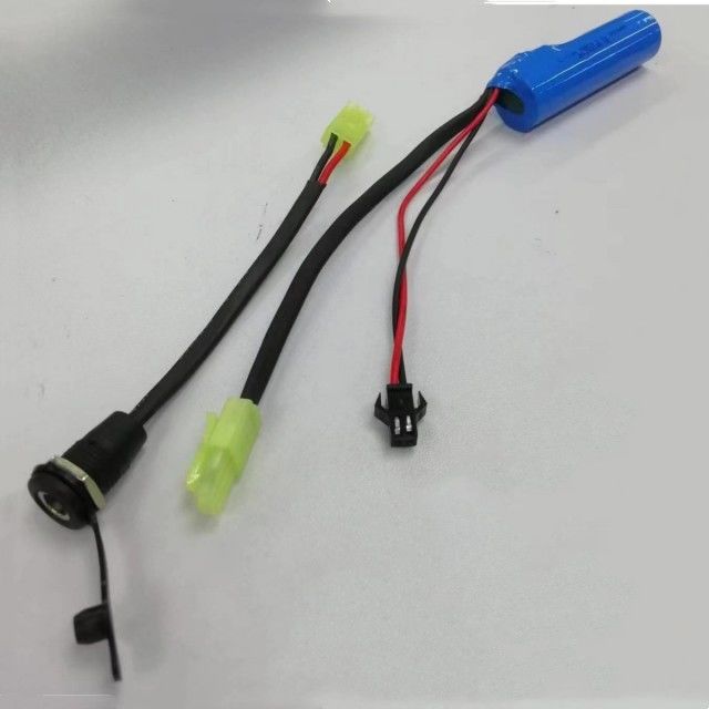 Batería de bomba de agua SM-2P 18650 1s 3.7v 2000mAh con enchufe de carga DC5521