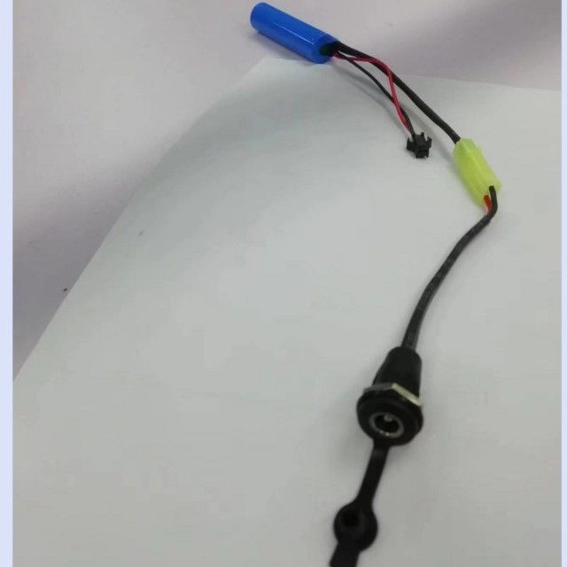 Batería de bomba de agua SM-2P 18650 1s 3.7v 2000mAh con enchufe de carga DC5521
