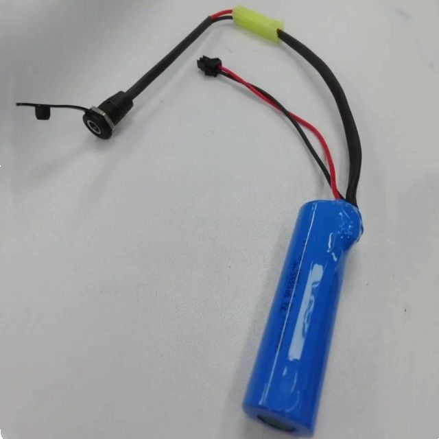 Batería de bomba de agua SM-2P 18650 1s 3.7v 2000mAh con enchufe de carga DC5521