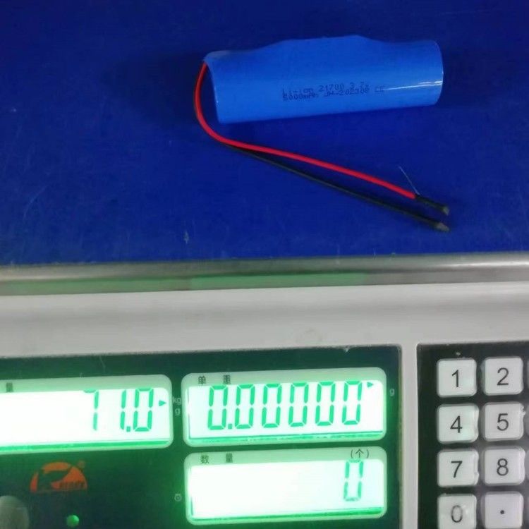 3.7V 5000mAh 21700 Pack con PCB y Leads 20 AWG para el dispositivo electrónico