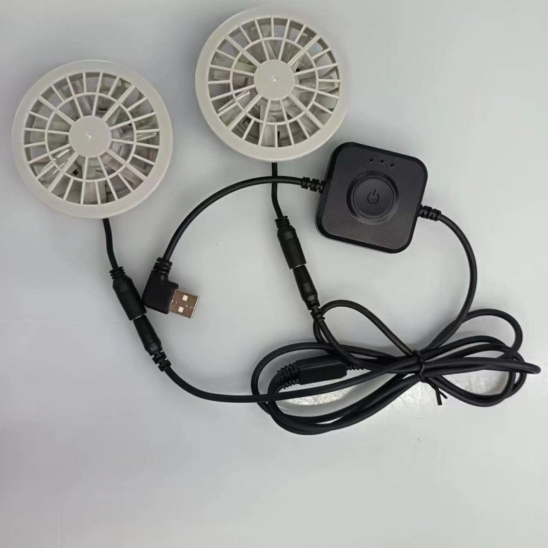 Motor japonés sin escobillas Vestido de aire acondicionado Fan pequeño Dos ventiladores en uno Ligero