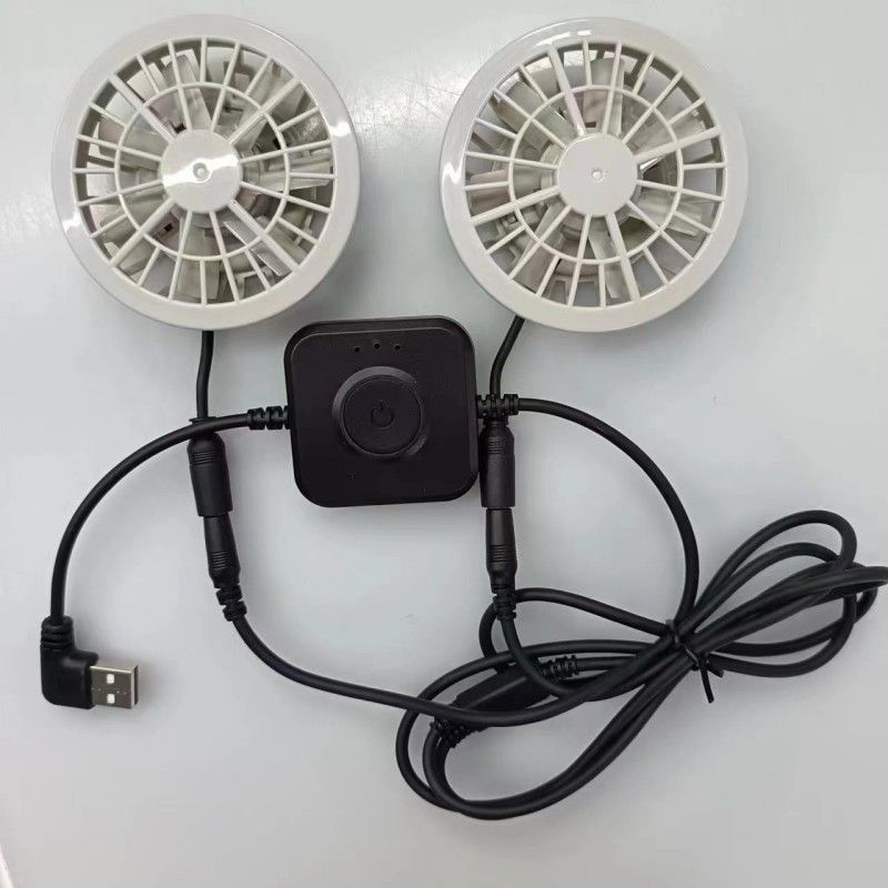 Motor japonés sin escobillas Vestido de aire acondicionado Fan pequeño Dos ventiladores en uno Ligero