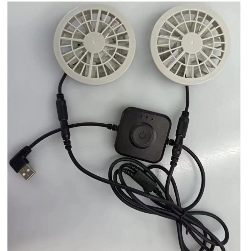 Motor japonés sin escobillas Vestido de aire acondicionado Fan pequeño Dos ventiladores en uno Ligero