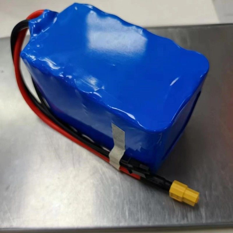 Batería personalizada de 18.5V 7500mAh 5S3P 18650 Batería de iones de litio con conector BMS XT60