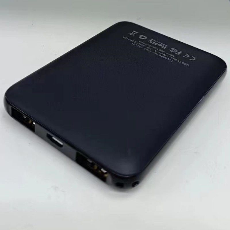 Mini Powerbank más rápido 4000mAh 5V 2A Banco de energía de batería super delgada de tamaño de palma