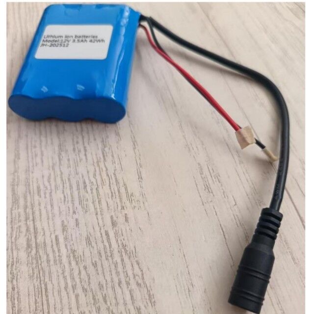 Paquete de baterías personalizado de 11.1V 12V 18650 3s1p 12V 3.5Ah con enchufe DC para tira de luz LED